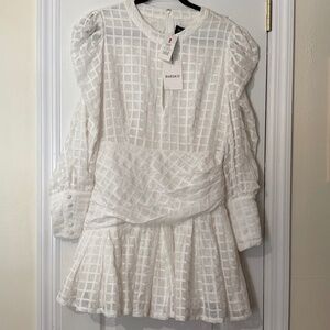 NWT Bardot Poof Sleeve Mini